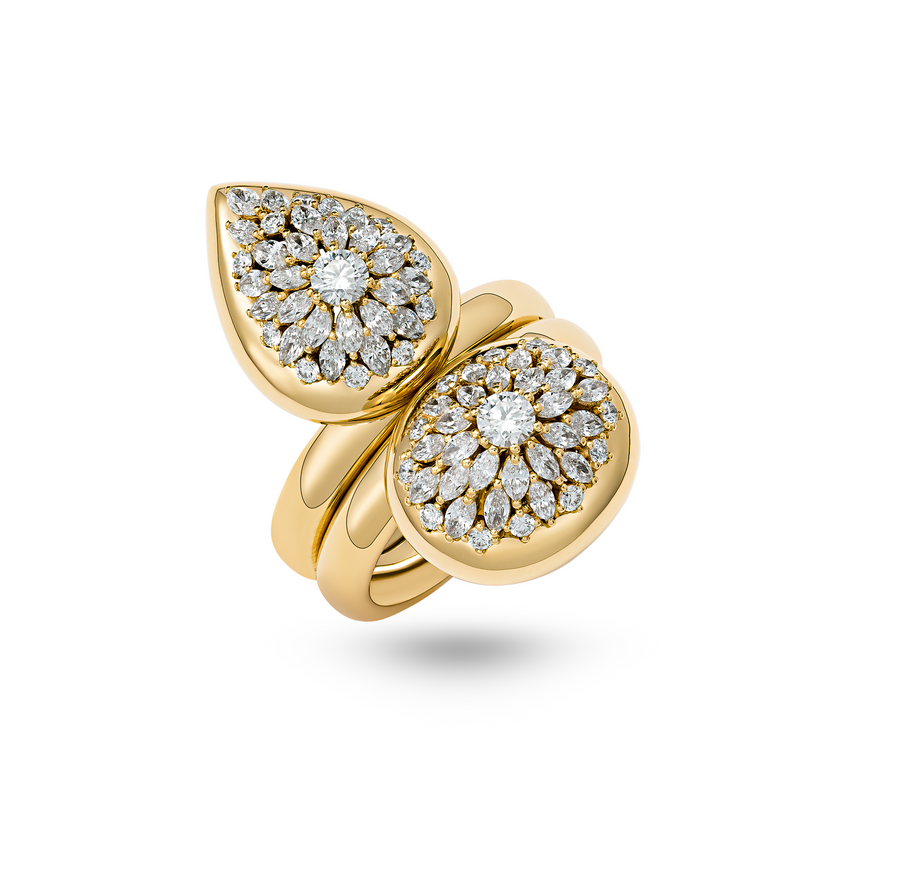 Double Oval Gold Ring with Diamonds